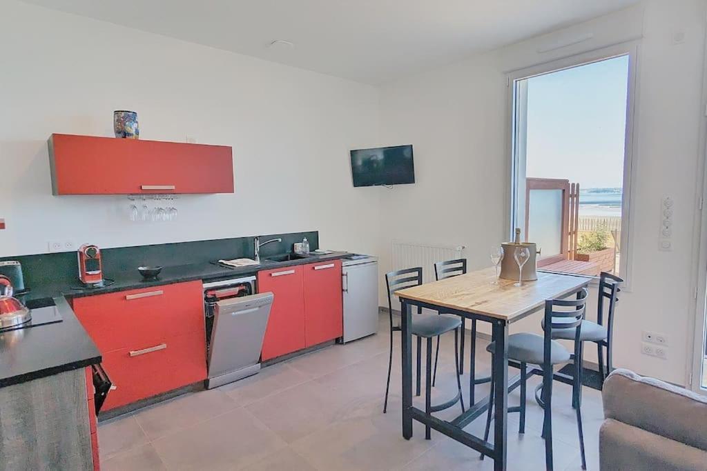 Appartement Pour 3 Personnes Sur La Plage Les Pieds Dans Leau Plonévez-Porzay Exterior foto