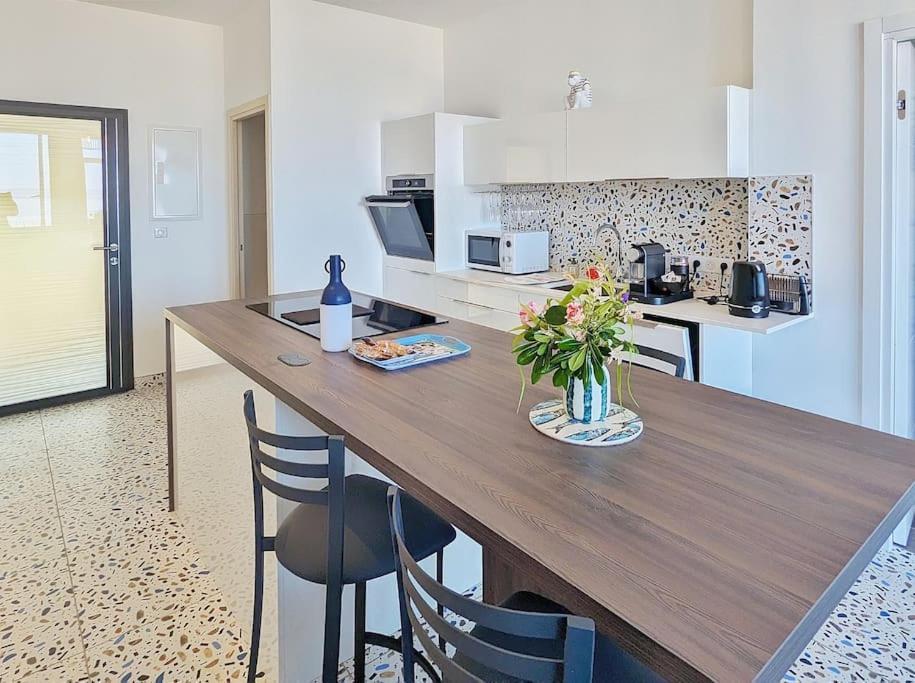 Appartement Pour 3 Personnes Sur La Plage Les Pieds Dans Leau Plonévez-Porzay Exterior foto